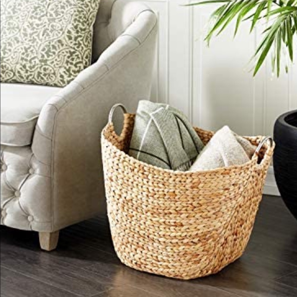 NEW Water Hyacinth Large Basket with metal handles